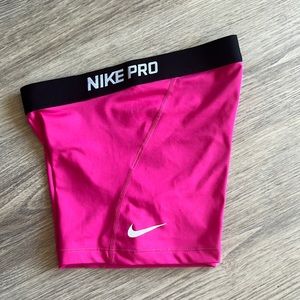 Nike women’s bike shorts